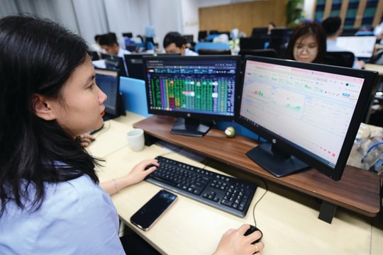 VN-Index khó bứt phá mạnh