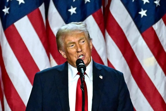 Thuế quan khó làm giảm thâm hụt thương mại, ông Trump sẽ thay đổi?