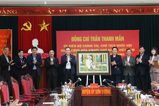 Chủ tịch Quốc hội Trần Thanh Mẫn làm việc với Ban Thường vụ Tỉnh ủy Tuyên Quang