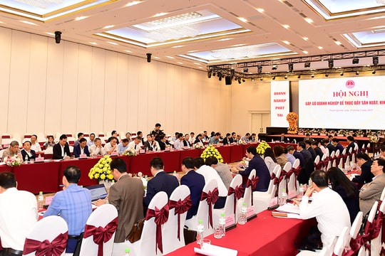 Tuyên Quang: Gặp gỡ doanh nghiệp, thúc đẩy sản xuất kinh doanh