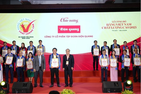 Lần thứ 29 Điện Quang được vinh danh “Hàng Việt Nam chất lượng cao”