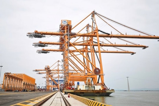 Công bố mở bến cảng số 3 - Khu bến cảng Lạch Huyện