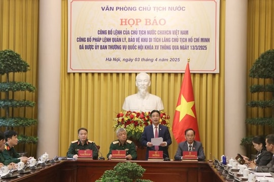 Công bố Pháp lệnh về Quản lý, bảo vệ Khu di tích Lăng Chủ tịch Hồ Chí Minh