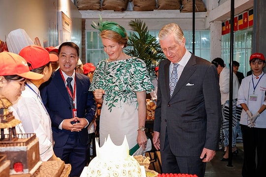 Bakery School Việt Nam vinh dự được đón tiếp Nhà vua và Hoàng hậu Bỉ ghé thăm