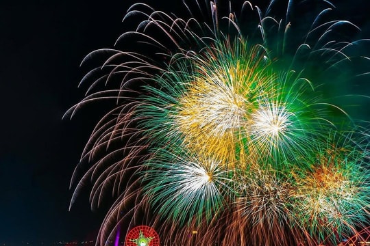 ‏Lên lịch ngay để không bỏ lỡ ‘đại tiệc’ ánh sáng bên sông Hàn ‏