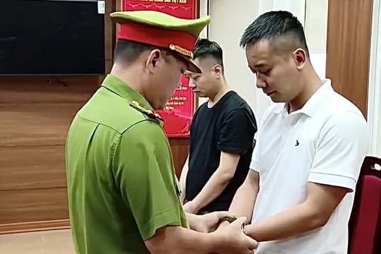 Ngã rẽ “đắng lòng” của một “người hùng mạng”