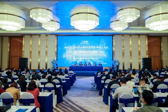 Khối ngoại "gom" cổ phiếu NVB