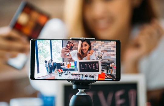 Sàn thương mại điện tử nộp thuế thay hộ kinh doanh: Vì sao chưa triển khai?