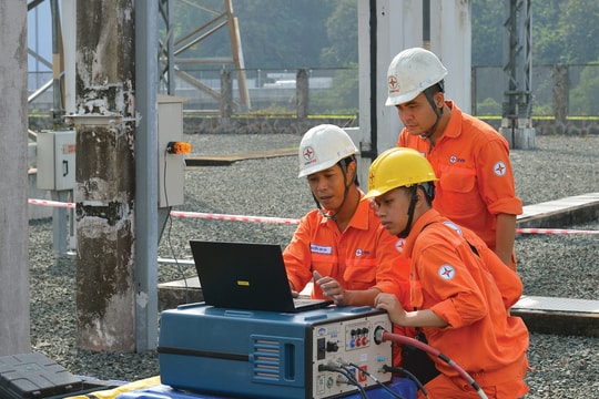 EVN đẩy nhanh tiến độ các dự án nguồn điện trọng điểm