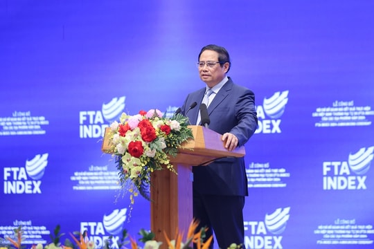 Thích ứng với mặt trái của hội nhập