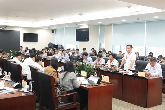 Bình Dương họp khẩn với đại diện các hiệp hội, doanh nghiệp, ngành hàng