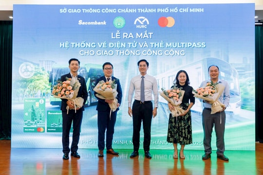 TP HCM ra mắt thẻ Sacombank Mastercard MultiPass cho giao thông công cộng