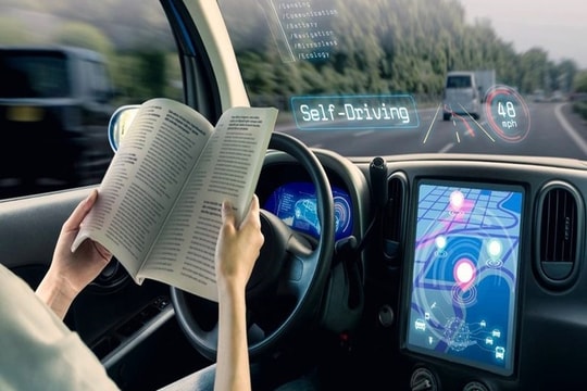 Đã đến lúc cần “luật chơi” rõ ràng cho thị trường xe thông minh