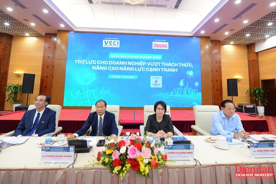 DIỄN ĐÀN DOANH NGHIỆP 2025: Trợ lực cho doanh nghiệp vượt thách thức, nâng cao năng lực cạnh tranh