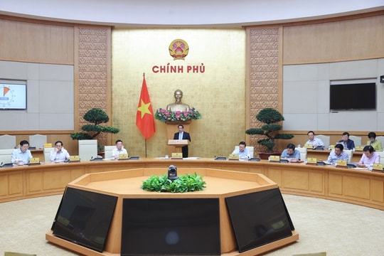 Thủ tướng: Phải cụ thể hóa, thể chế hóa tất cả chủ trương của Đảng; giải phóng, phát huy mọi nguồn lực của đất nước