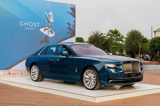 Rolls-Royce Ghost Series II siêu đẹp, dành cho giới siêu giàu Việt Nam