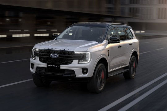 Ford Everest Sport phiên bản đặc biệt gây ấn tượng mạnh mẽ