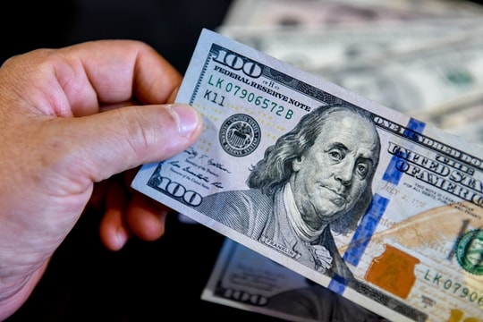 USD suy yếu sẽ "châm ngòi" xung đột tiền tệ?