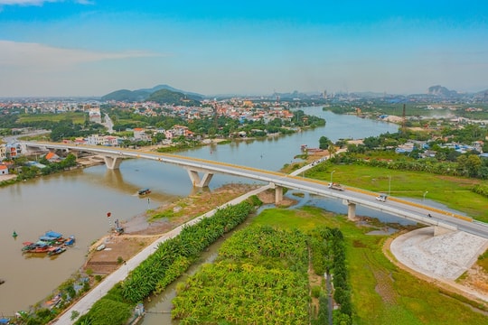 Hạ tầng giao thông mở đường cho Hải Phòng - Hải Dương phát triển