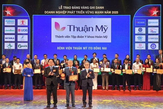 Bệnh viện Thuận Mỹ ITO Đồng Nai lọt vào “Top 10 Doanh nghiệp Phát triển Vững mạnh”