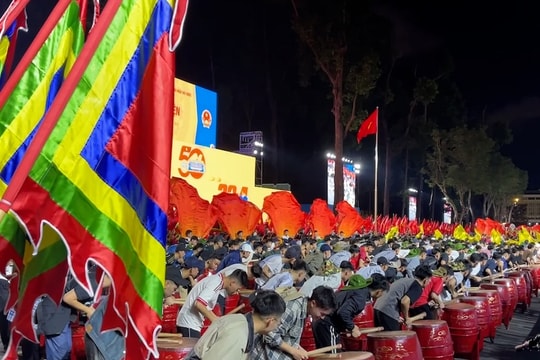 50 năm thống nhất đất nước: Dàn trống hội và “Bản hùng ca chiến thắng”