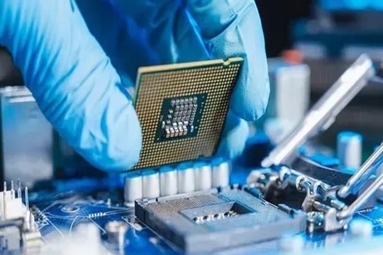 Đầu tư hạ tầng công nghệ: Tạo đà cho phát triển AI và ngành bán dẫn tại Việt Nam