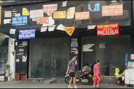 Mặt bằng bán lẻ truyền thống chịu áp lực cạnh tranh khốc liệt