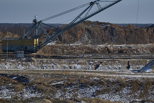 Mỹ toan tính gì khi đầu tư lớn vào Ukraine?