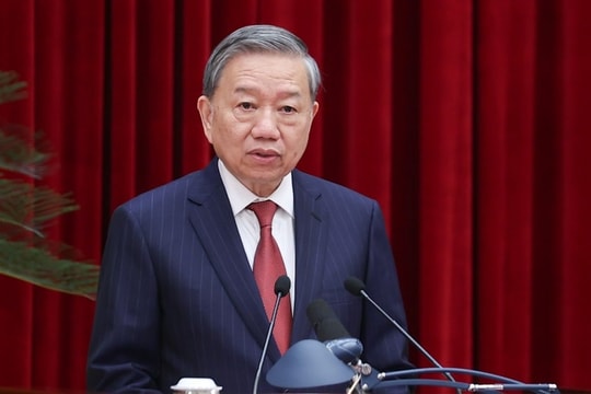 Tổng Bí thư Tô Lâm ký ban hành nghị quyết mới của Bộ Chính trị về phát triển kinh tế tư nhân