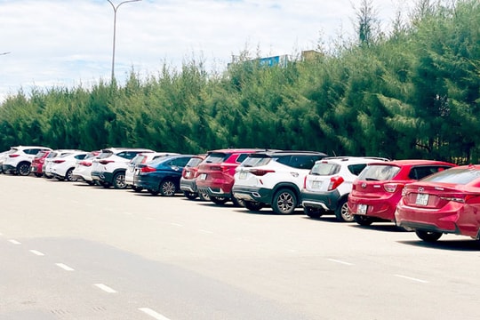 Giảm tác hại khi đỗ ô tô dưới trời nắng nóng