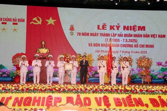 70 năm quyết giữ gìn "Dáng hình Tổ quốc" từ phía biển