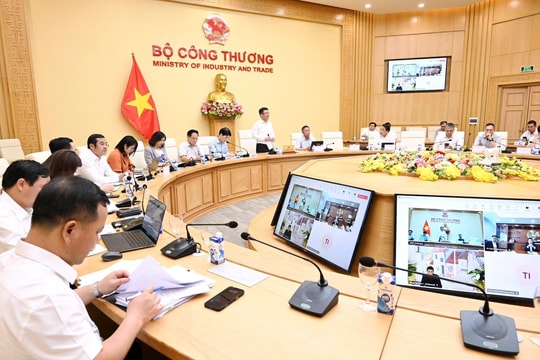 Loạt "ông lớn" trong nước "hiến kế" đàm phán thuế quan với Hoa Kỳ