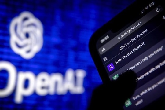 Vì sao OpenAI mua lại startup Windsurf với giá 3 tỷ USD?