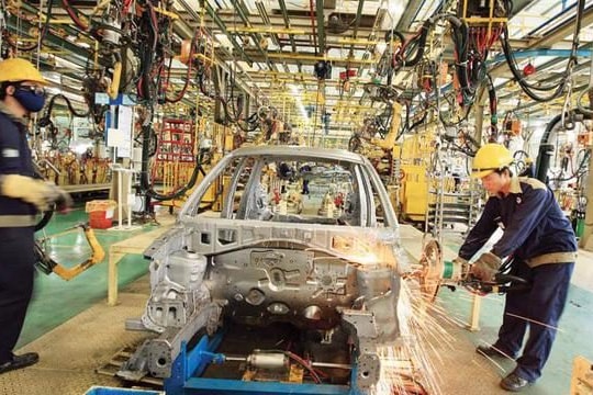 Ưu đãi thuế công nghiệp hỗ trợ ô tô kéo dài đến 2027: Cơ hội mở rộng sản xuất cho doanh nghiệp ngành Ô tô