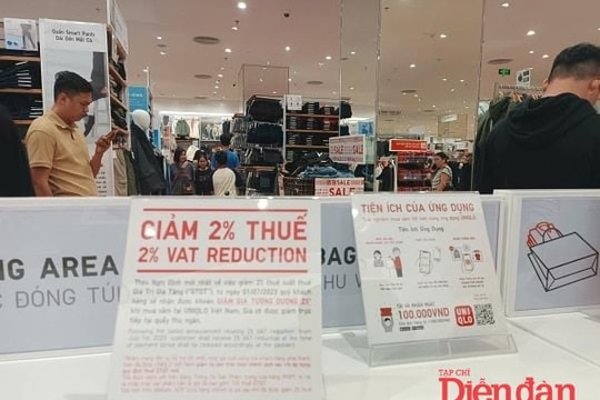 Từ giảm thuế VAT đến bài toán cải cách thuế toàn diện