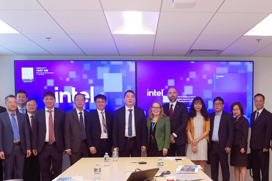 Cân bằng thương mại Việt Nam - Mỹ từ hợp tác chiến lược công nghệ cao