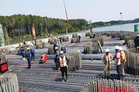 Đẩy nhanh dự án giao thông khu vực cảng Cái Mép - Thị Vải để khơi thông cảng biển
