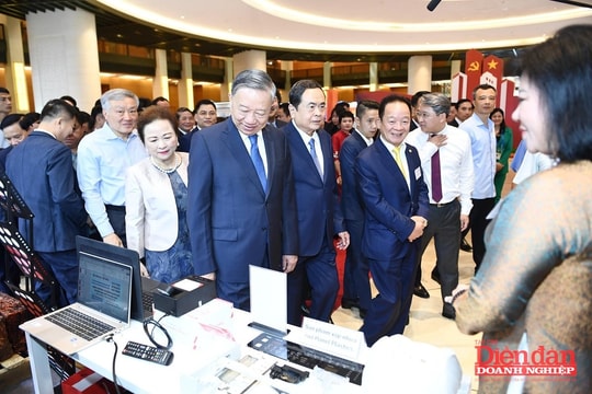 Nghị quyết 68: Thể chế dẫn dắt kinh tế tư nhân tăng trưởng xứng tầm