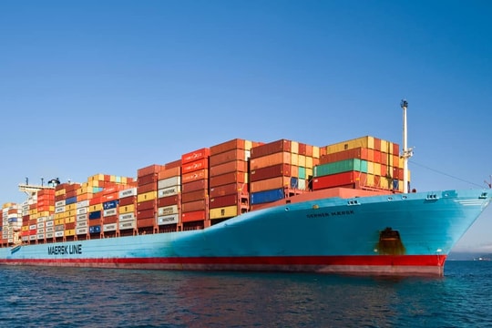 Áp lực đè nặng vận tải biển toàn cầu