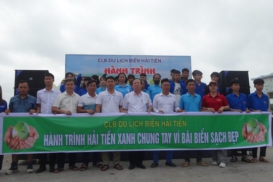 Câu lạc bộ Du lịch biển Hải Tiến – Hành trình vì một môi trường biển xanh, sạch, đẹp