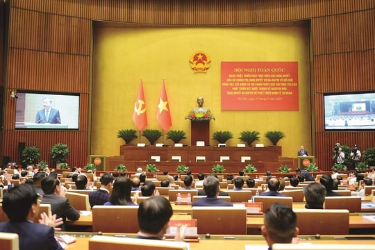 Cất cánh từ thể chế – Bài 4: “Định biên” quyền lực để bảo vệ cải cách