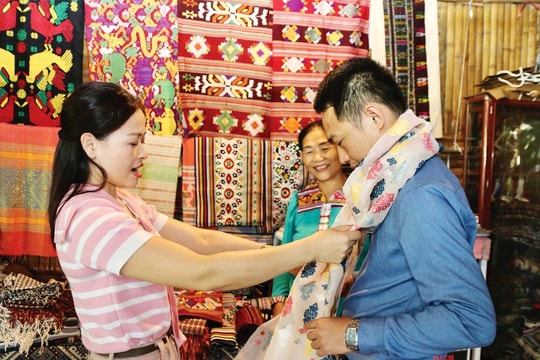 Hiến kế giải bài toán "mùa vụ" cho du lịch Nghệ An