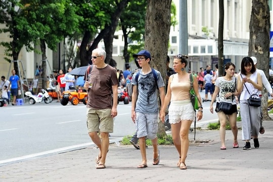 Hà Nội tiếp tục "đi đầu" về tăng trưởng du lịch
