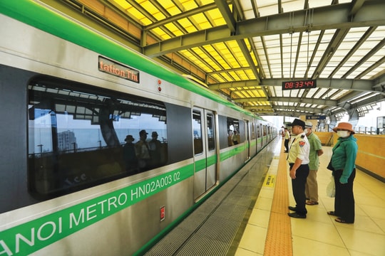 “Mở đường” cho đường sắt: Cân nhắc bổ sung quy định về phát triển công nghiệp hỗ trợ đường sắt “Mở đường” cho đường sắt: Cân nhắc bổ sung quy định về phát triển công nghiệp hỗ trợ đường sắt