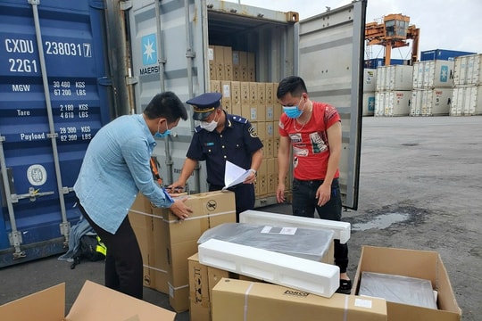 Kiên quyết chống buôn lậu, gian lận thương mại