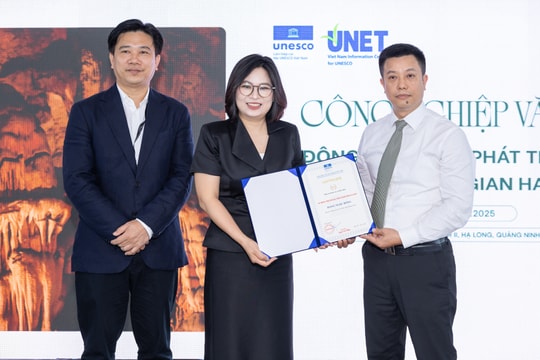 Biểu diễn thực cảnh trong hang động: Đưa danh thắng tới gần với công chúng