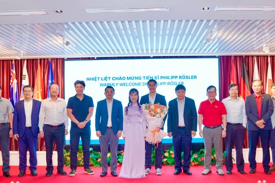 Tiến sĩ Philipp Rösler - Nguyên Phó Thủ tướng Đức gia nhập Vietjet