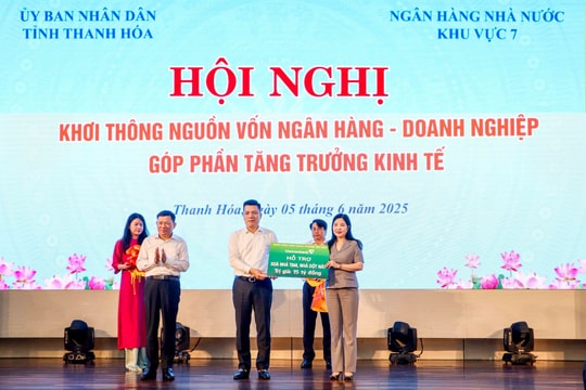 Vietcombank tài trợ 15 tỷ đồng hỗ trợ tỉnh Thanh Hóa xóa nhà tạm, nhà dột nát