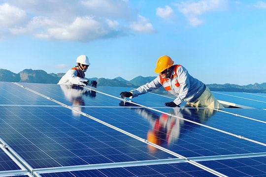 Khơi thông vốn cho dự án năng lượng xanh