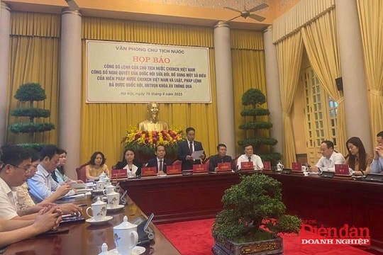 Công bố Lệnh của Chủ tịch nước về Nghị quyết sửa đổi, bổ sung một số điều của Hiến pháp